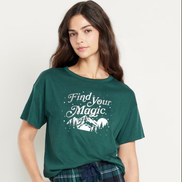 NWT! Old Navy Cotton Graphic T-Shirt "Find your Magic" Foil print (XS) - Picture 1 of 6